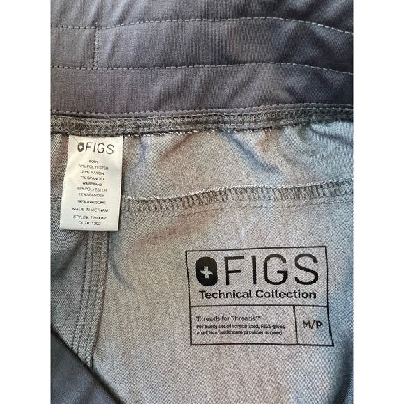 Figs Women's Kade Cargo Scrub Pants in Gray Size: Medium Petite (M/P) - Picture 5 of 5